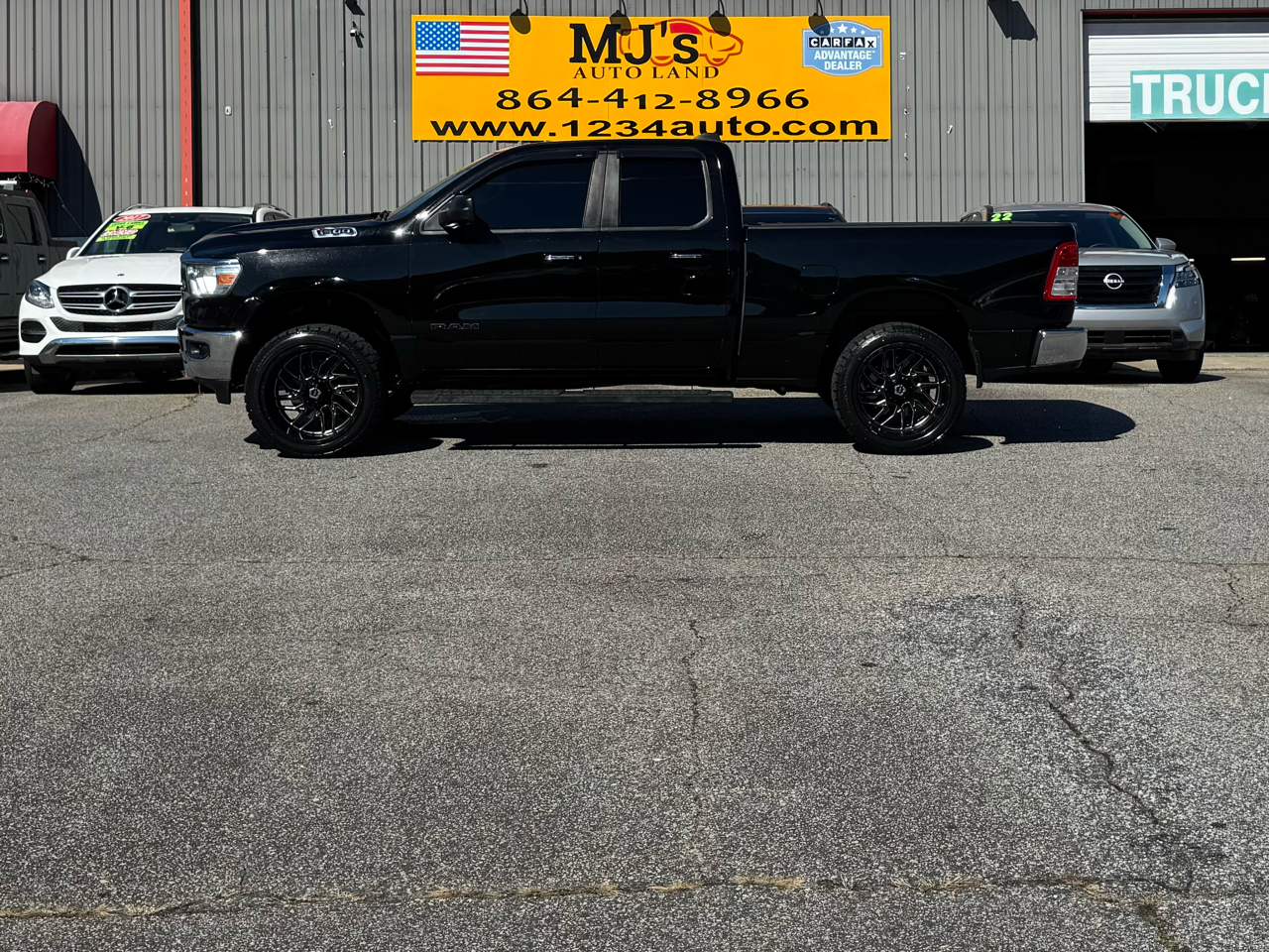 RAM 1500 Big Horn Quad Cab 4WD 2020