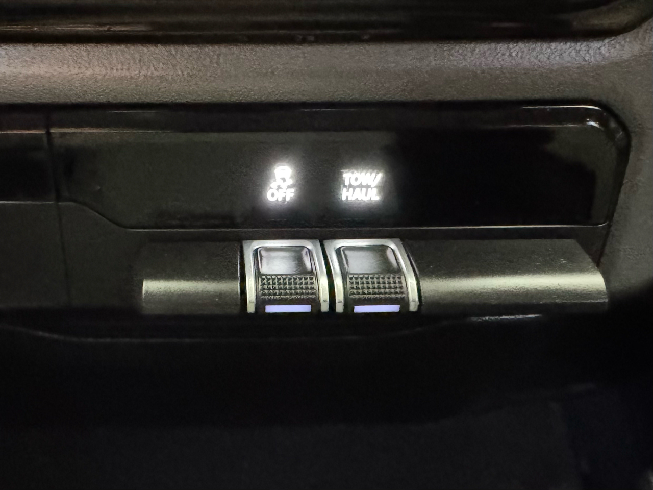 RAM 1500 Big Horn Quad Cab 4WD 2020