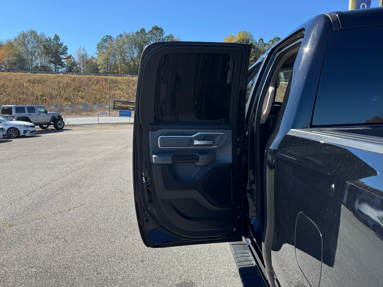 RAM 1500 Big Horn Quad Cab 4WD 2020