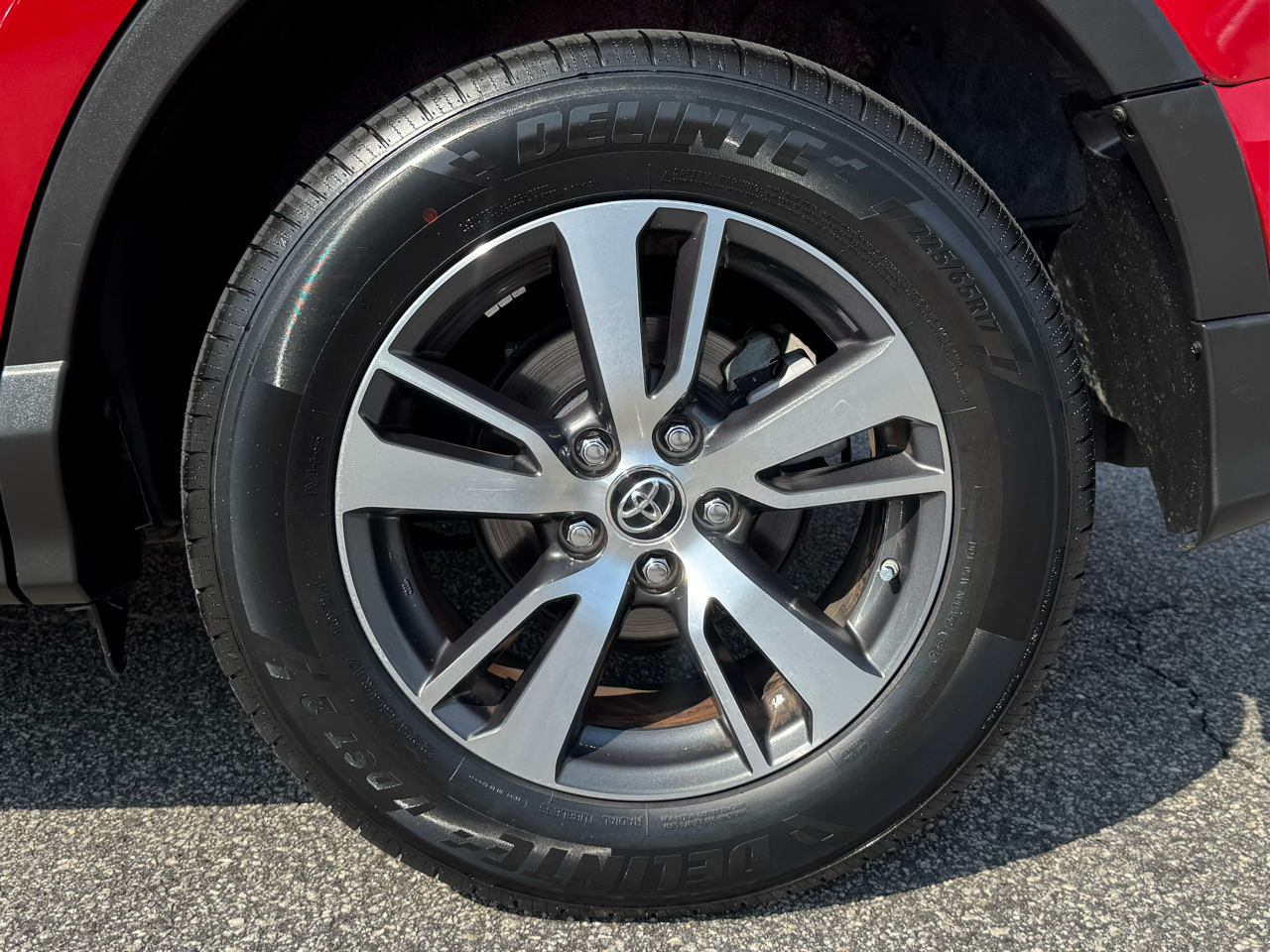 Toyota RAV4 XLE 2017