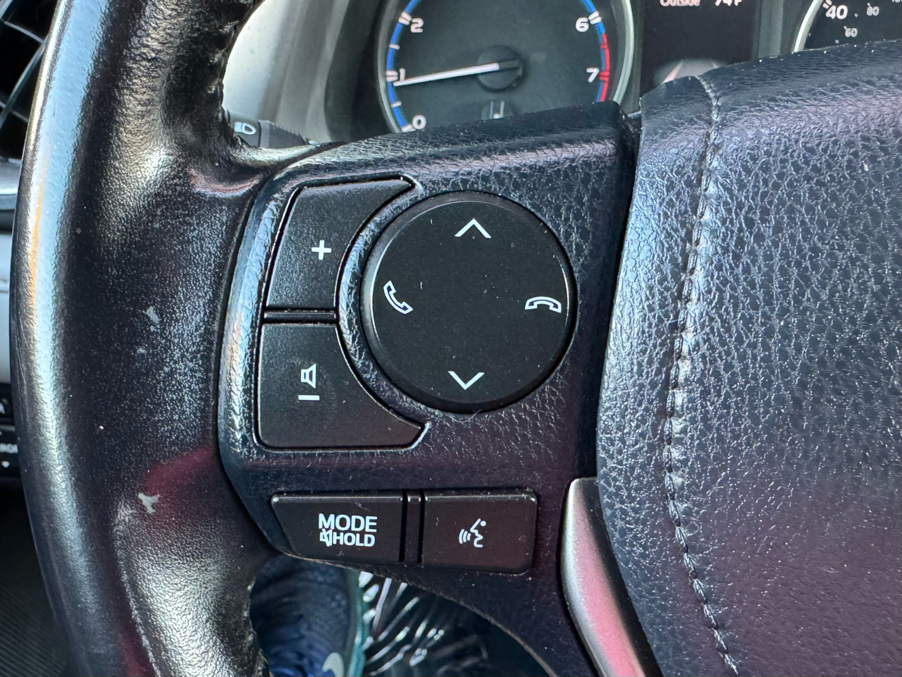 Toyota RAV4 XLE 2017