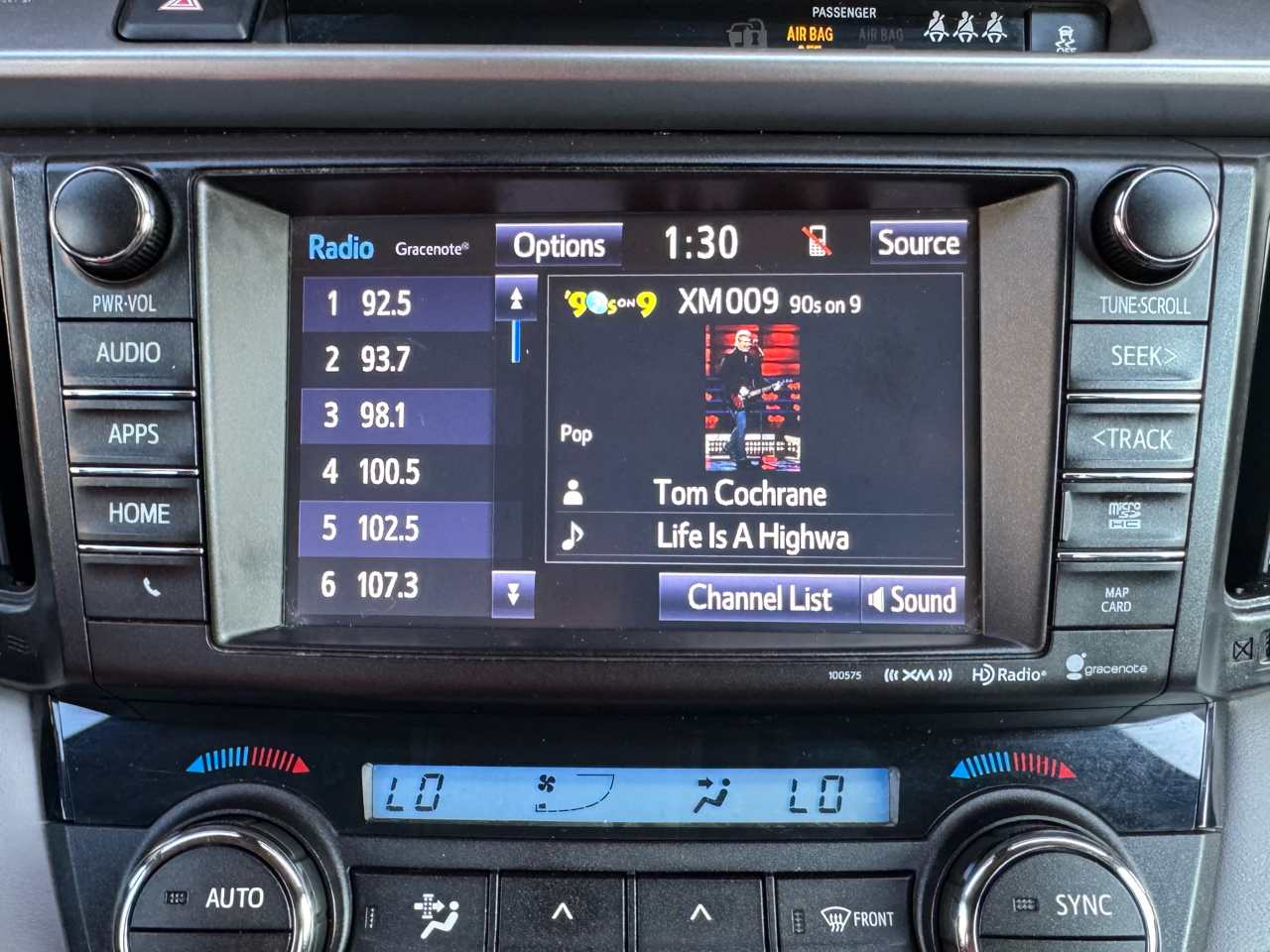 Toyota RAV4 XLE 2017