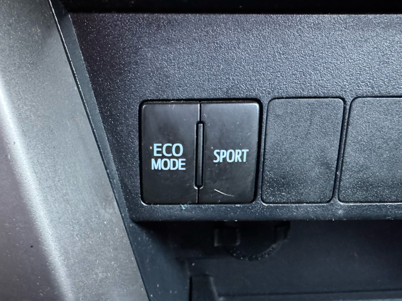 Toyota RAV4 XLE 2017