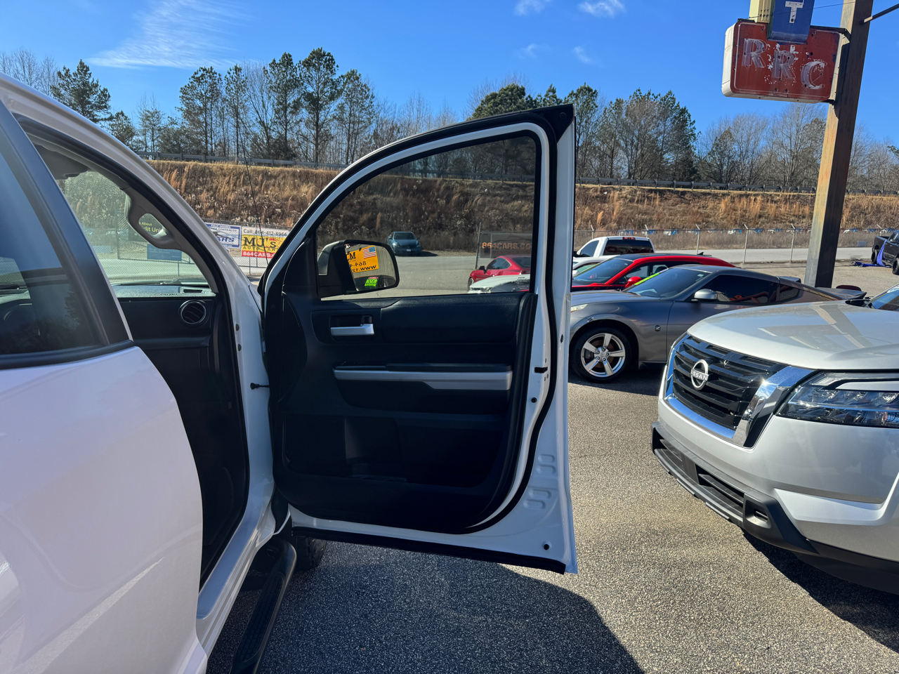 Toyota Tundra SR5 Double Cab 5.7L 4WD 2019