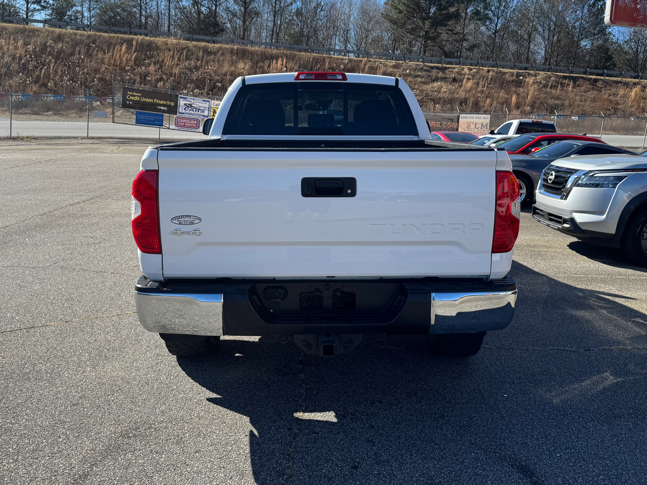 Toyota Tundra SR5 Double Cab 5.7L 4WD 2019