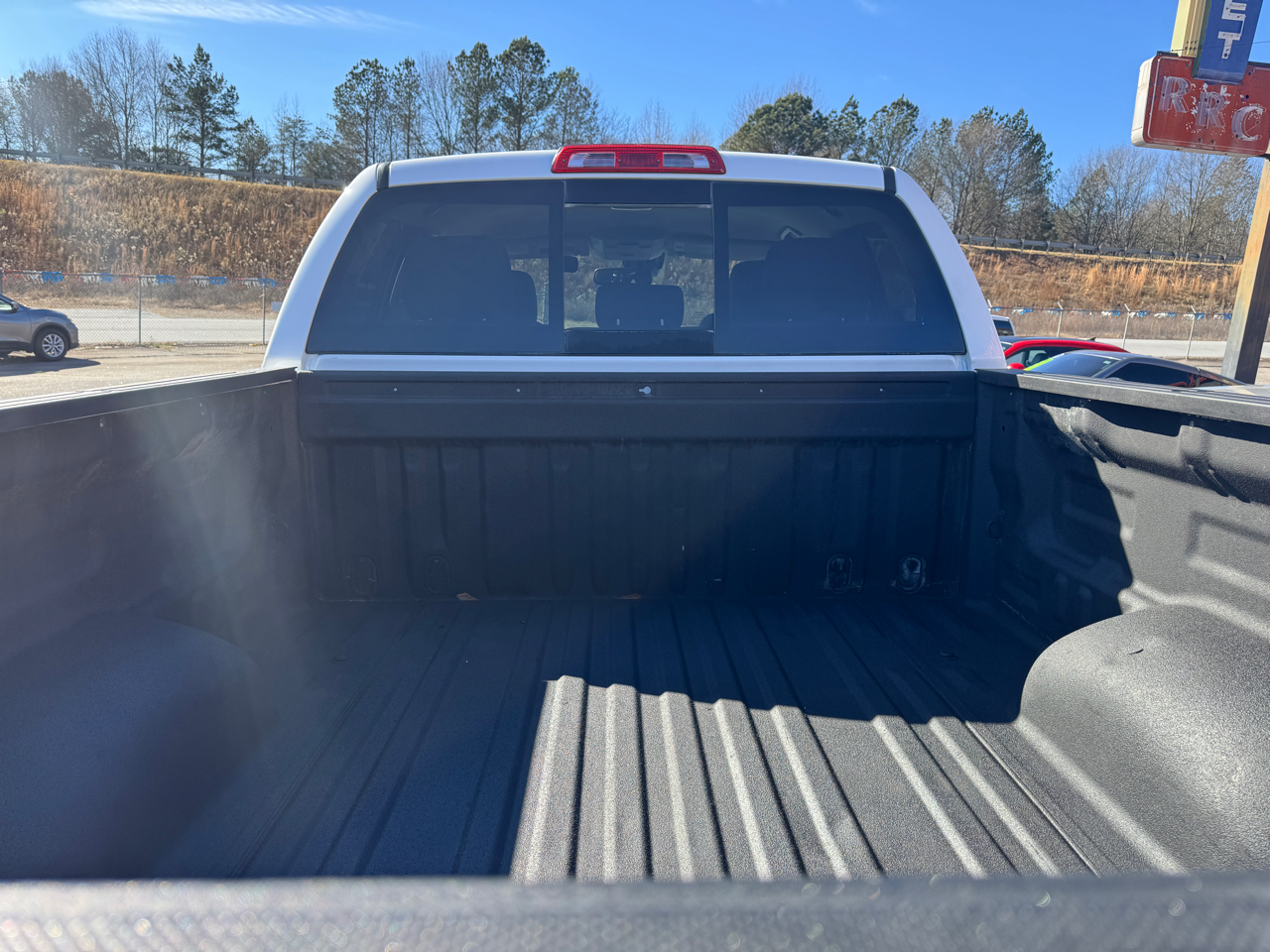 Toyota Tundra SR5 Double Cab 5.7L 4WD 2019