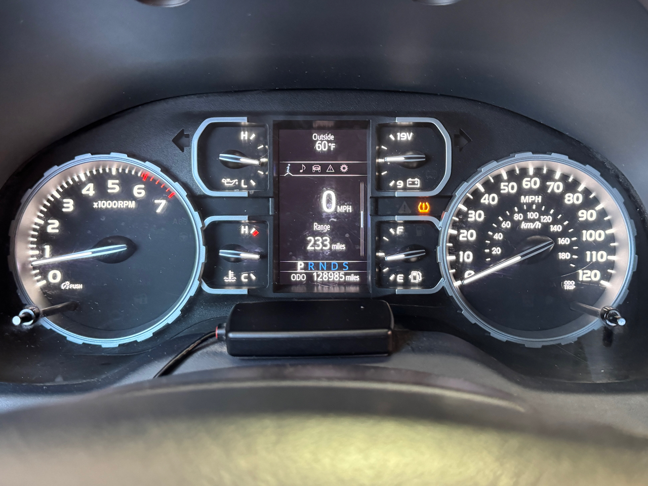 Toyota Tundra SR5 Double Cab 5.7L 4WD 2019