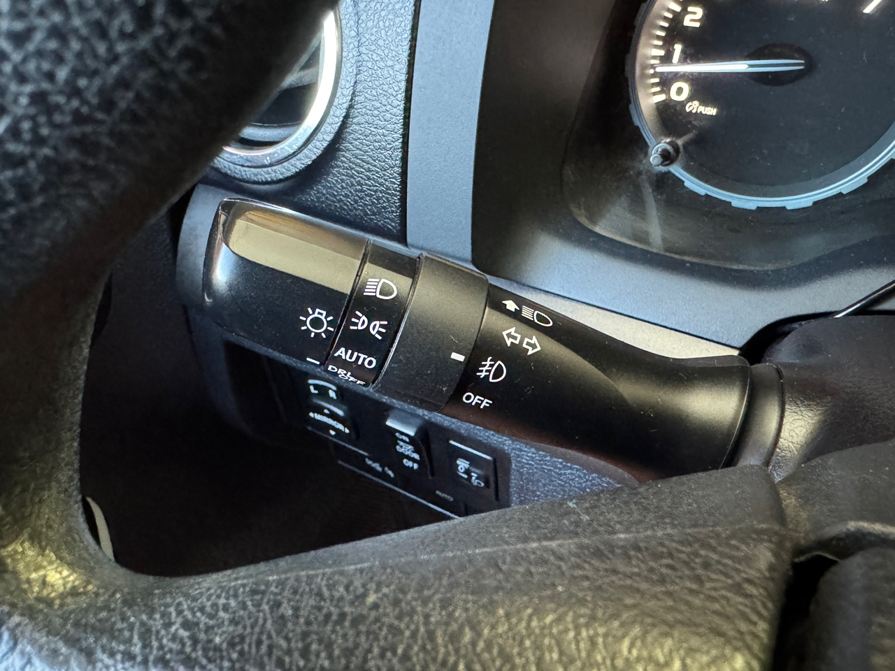 Toyota Tundra SR5 Double Cab 5.7L 4WD 2019