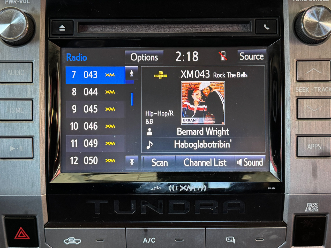 Toyota Tundra SR5 Double Cab 5.7L 4WD 2019