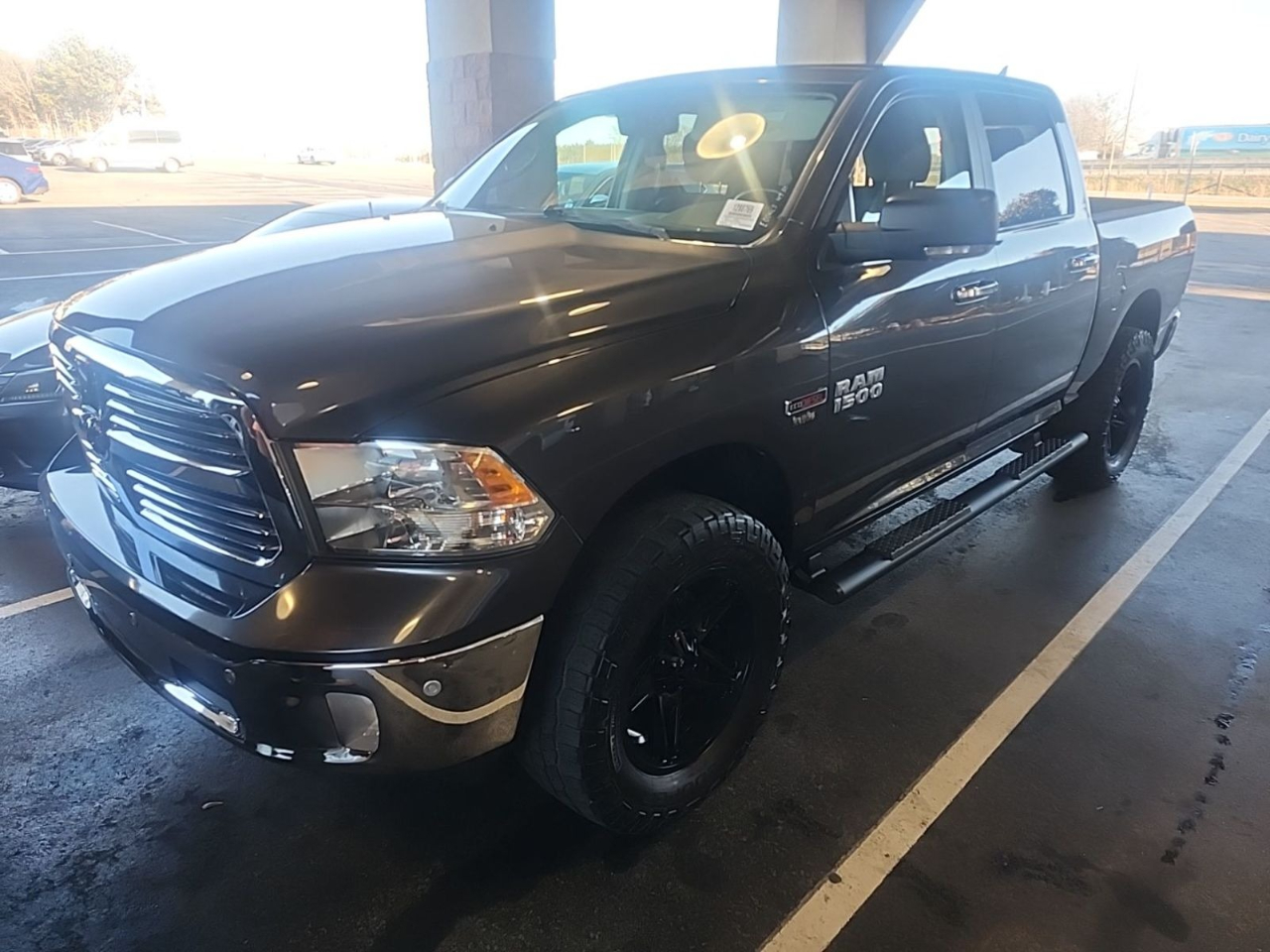 RAM 1500 Big Horn Crew Cab 4WD 2017