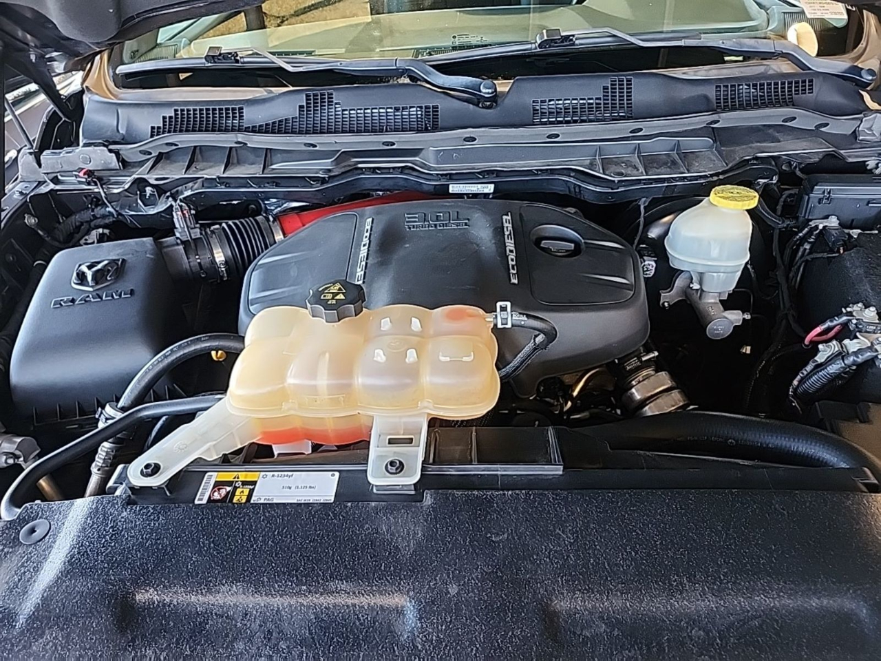 RAM 1500 Big Horn Crew Cab 4WD 2017