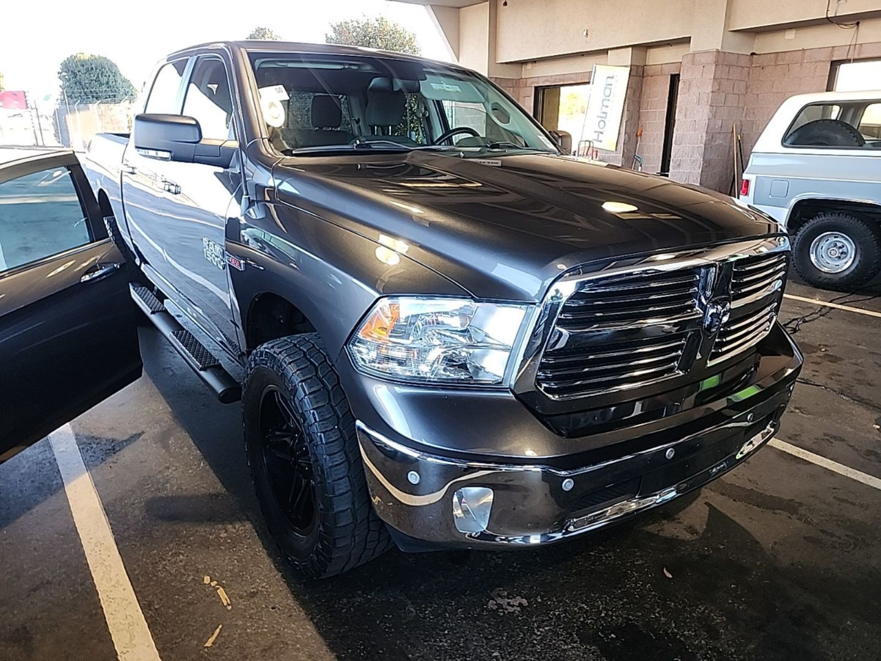 RAM 1500 Big Horn Crew Cab 4WD 2017