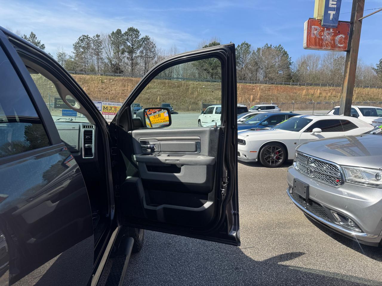 RAM 1500 Big Horn Crew Cab 4WD 2017