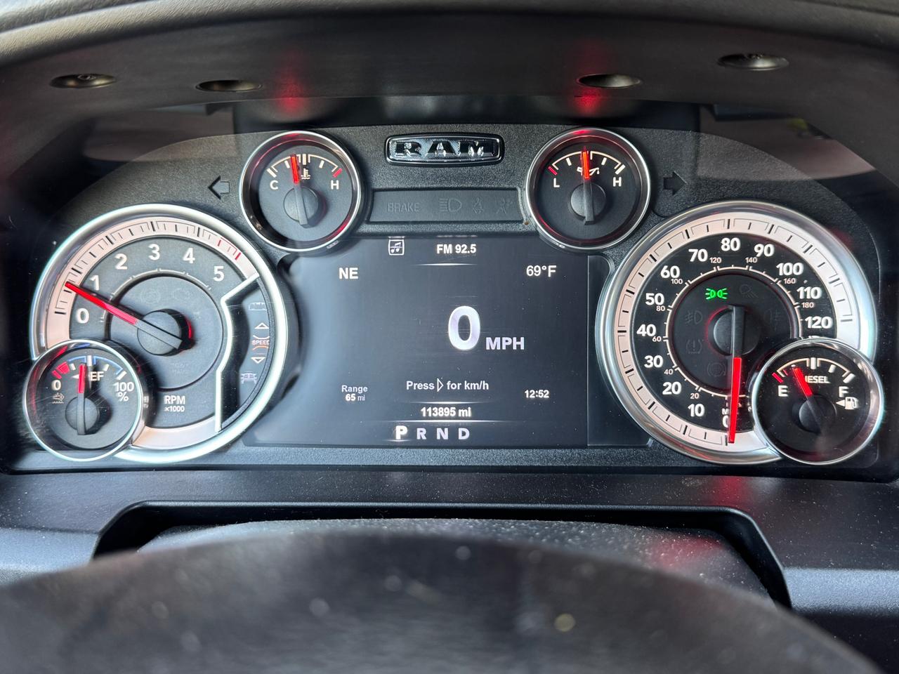 RAM 1500 Big Horn Crew Cab 4WD 2017