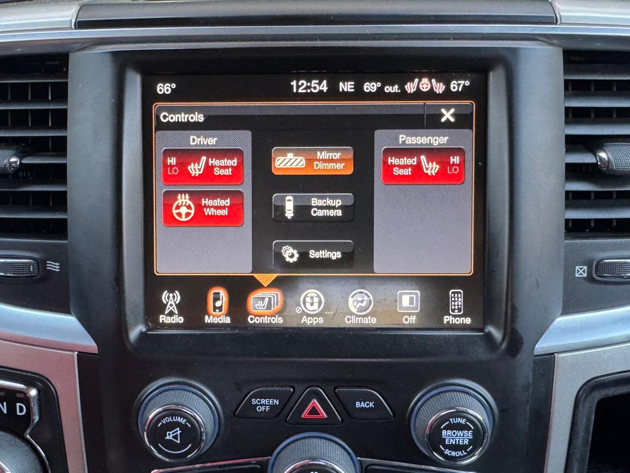 RAM 1500 Big Horn Crew Cab 4WD 2017