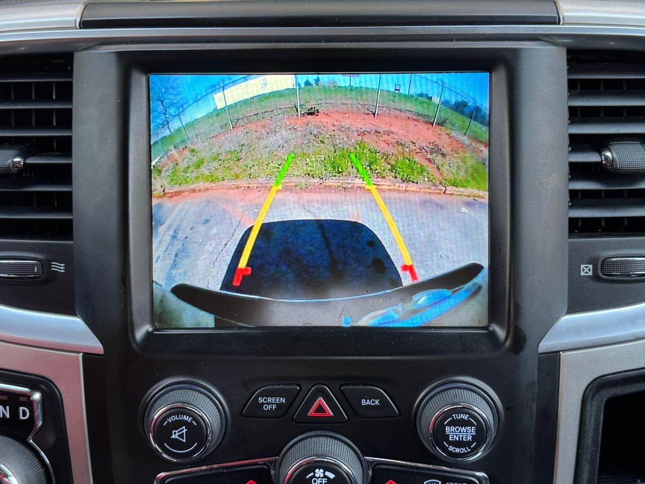 RAM 1500 Big Horn Crew Cab 4WD 2017