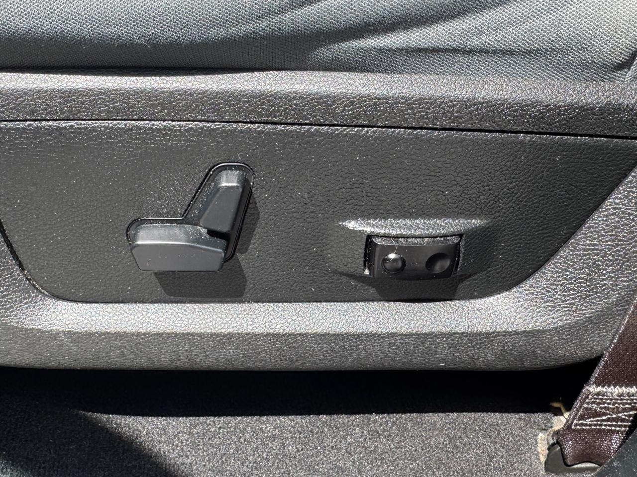 RAM 1500 Big Horn Crew Cab 4WD 2017