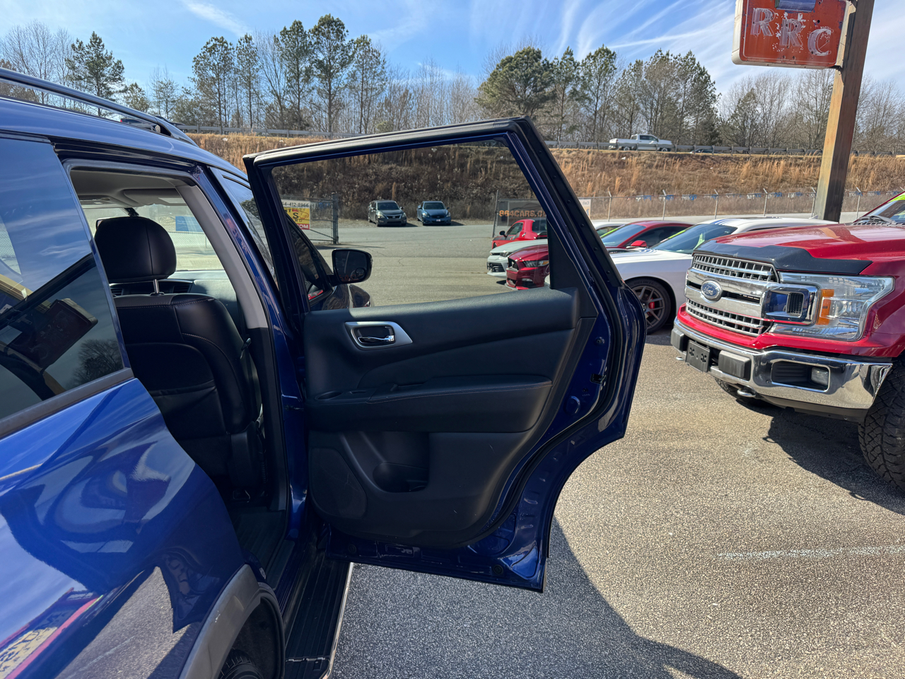 Nissan Pathfinder  2019