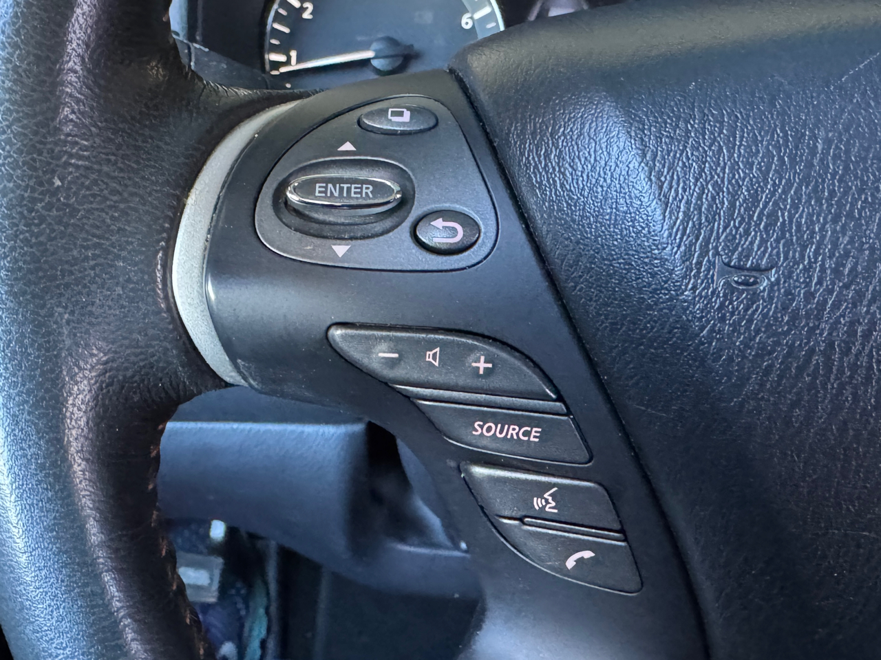 Nissan Pathfinder  2019