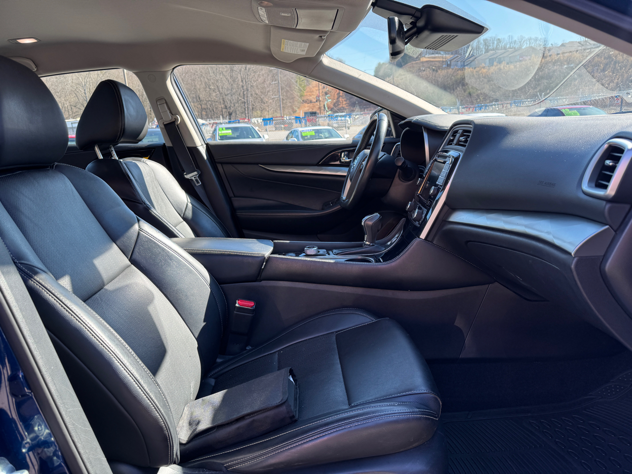 Nissan Maxima 3.5 SV 2021