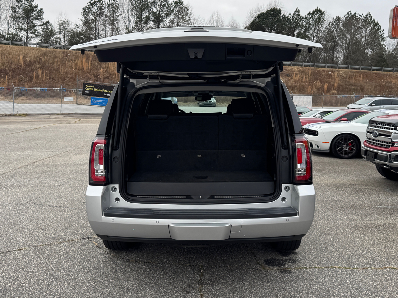 GMC Yukon SLT 2016