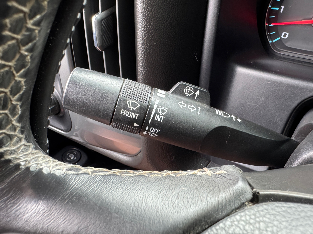 Chevrolet Silverado 1500 LT Crew Cab 4WD 2014