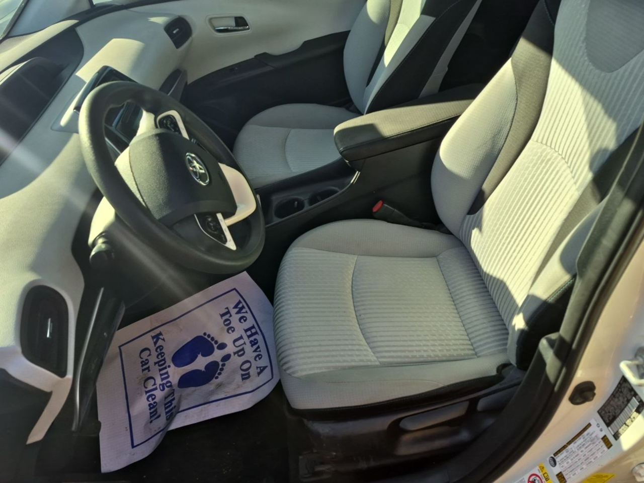 Toyota Prius Two Eco 2017