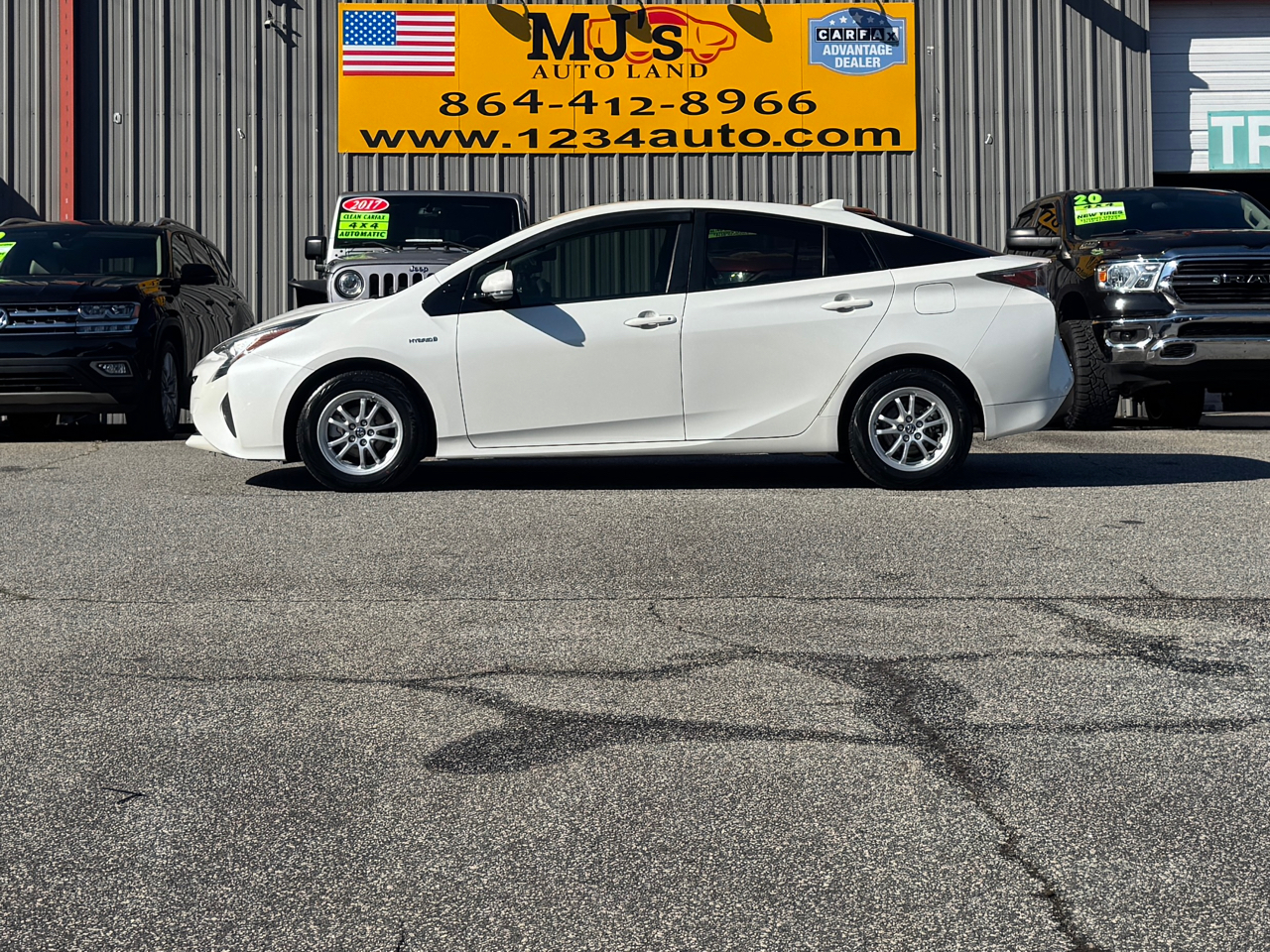 Toyota Prius Two Eco 2017