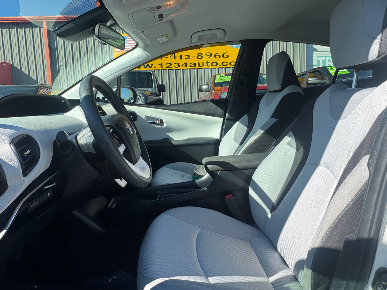 Toyota Prius Two Eco 2017