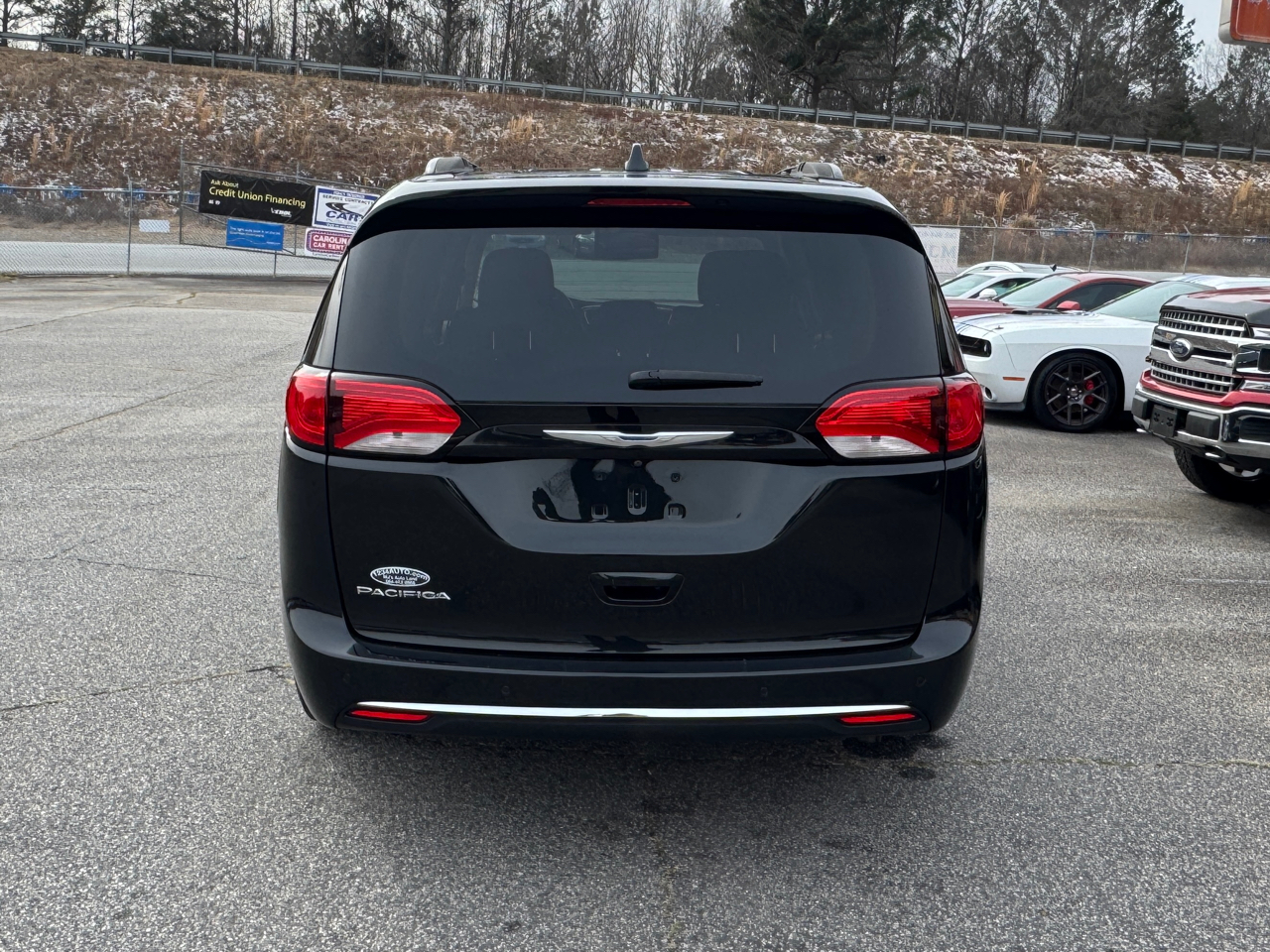Chrysler Pacifica Touring Plus 2018