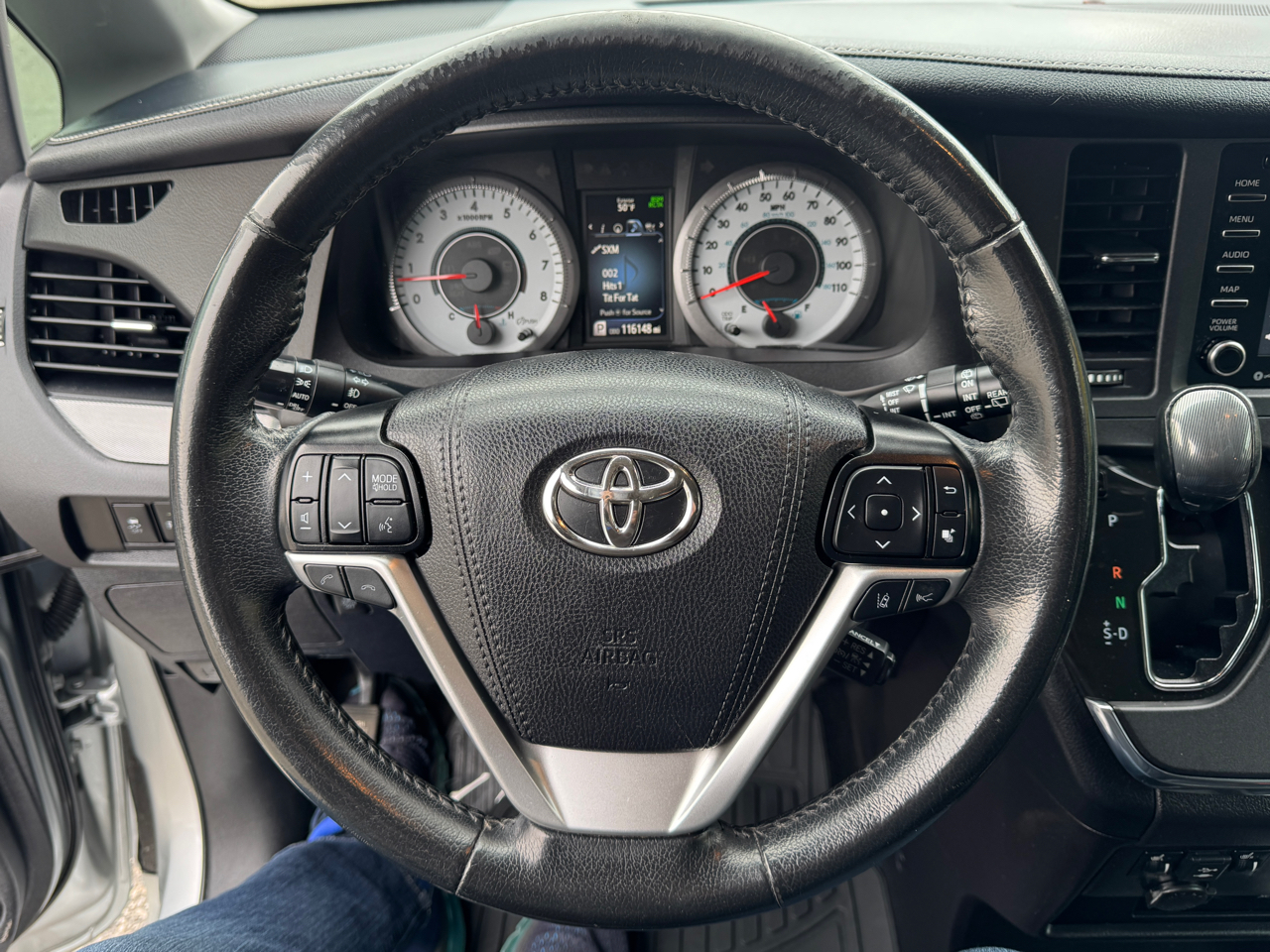 Toyota Sienna  2019