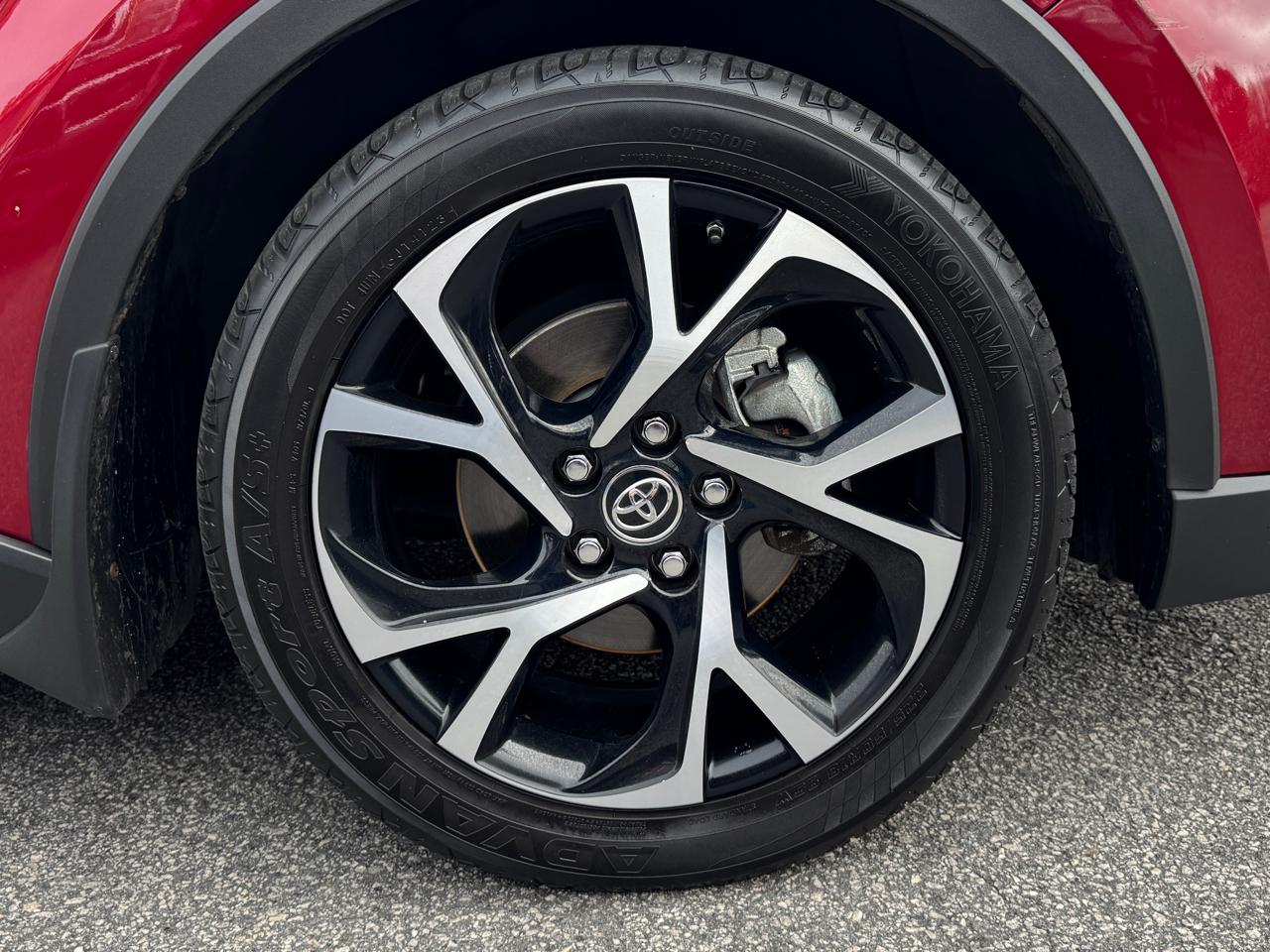 Toyota C-HR XLE Premium 2018