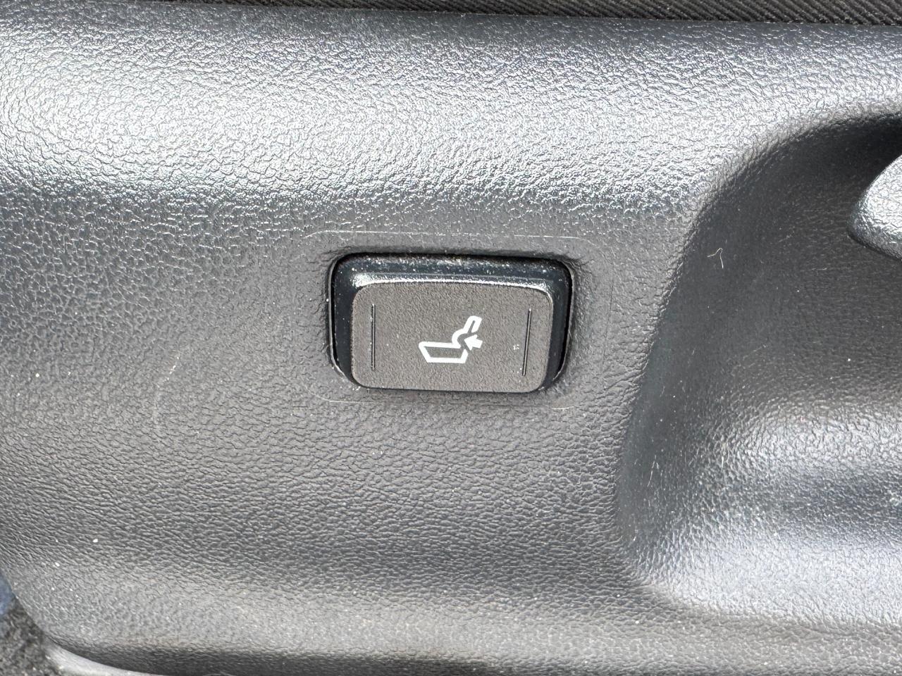 Toyota C-HR XLE Premium 2018