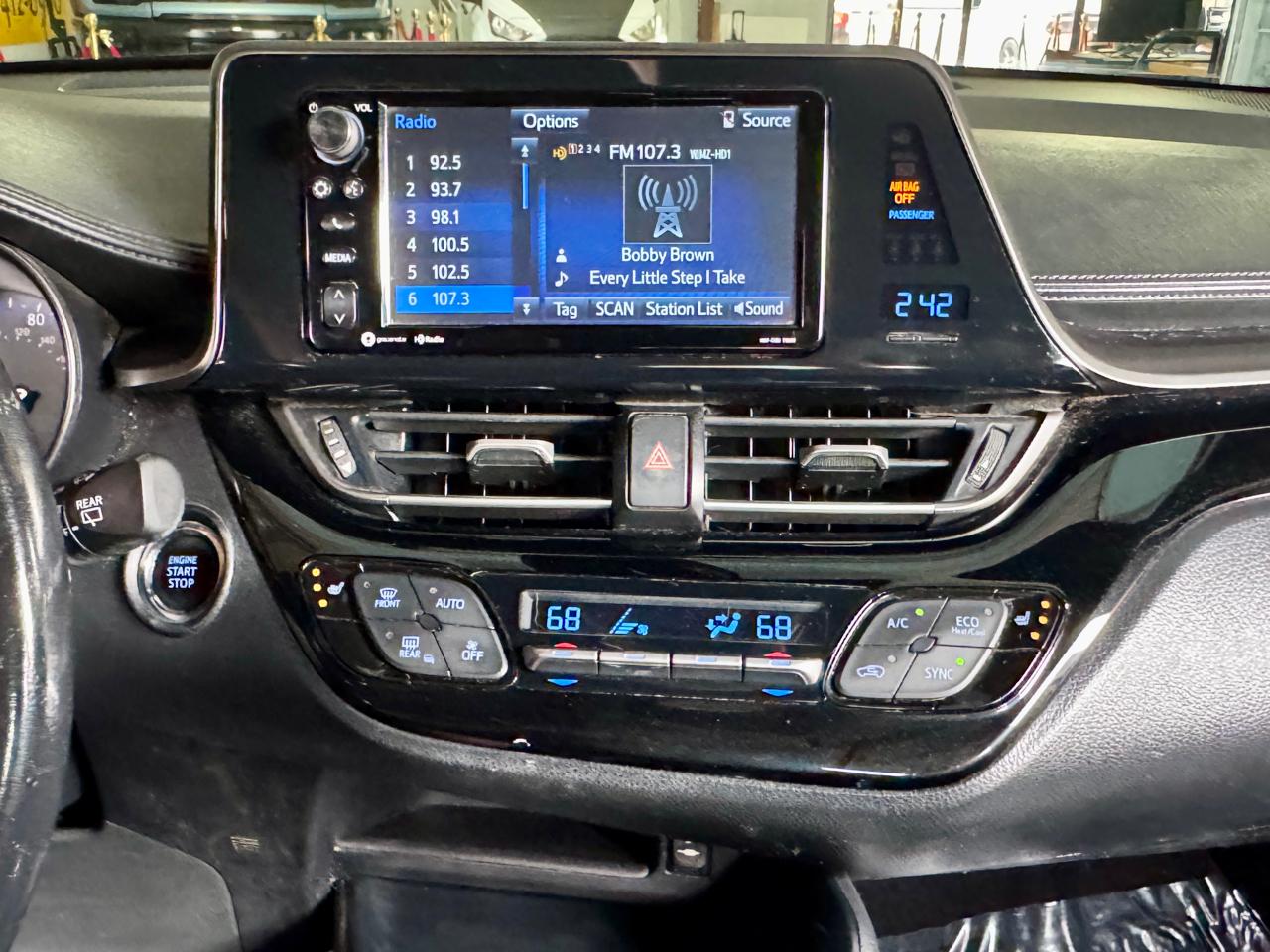 Toyota C-HR XLE Premium 2018