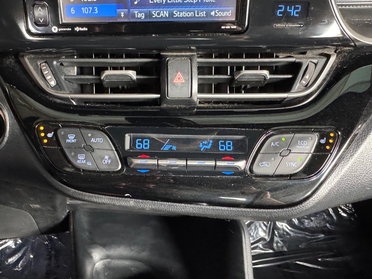 Toyota C-HR XLE Premium 2018