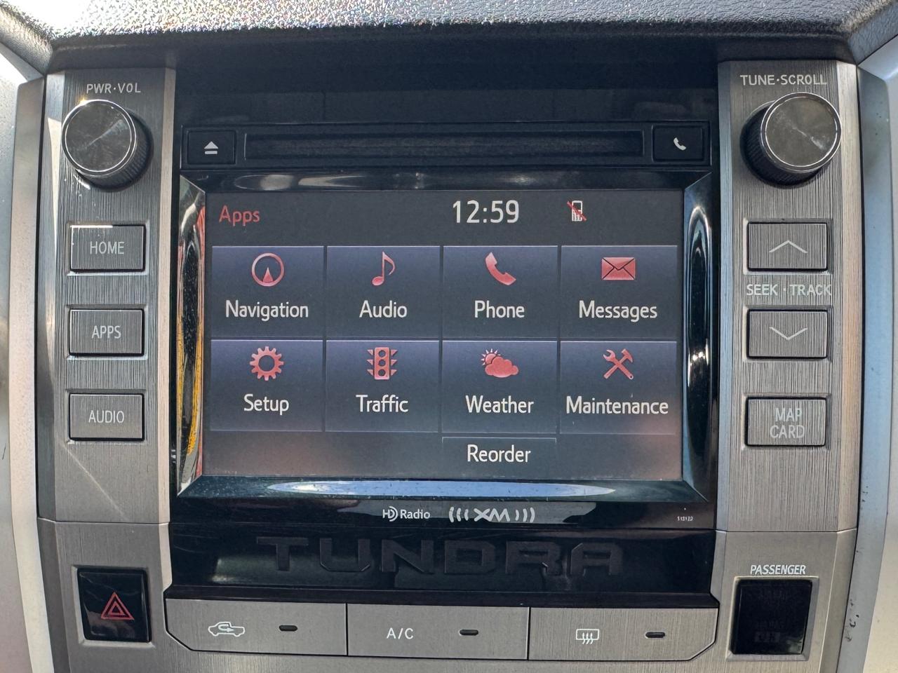 Toyota Tundra SR5 CrewMax 5.7L 4WD 2017