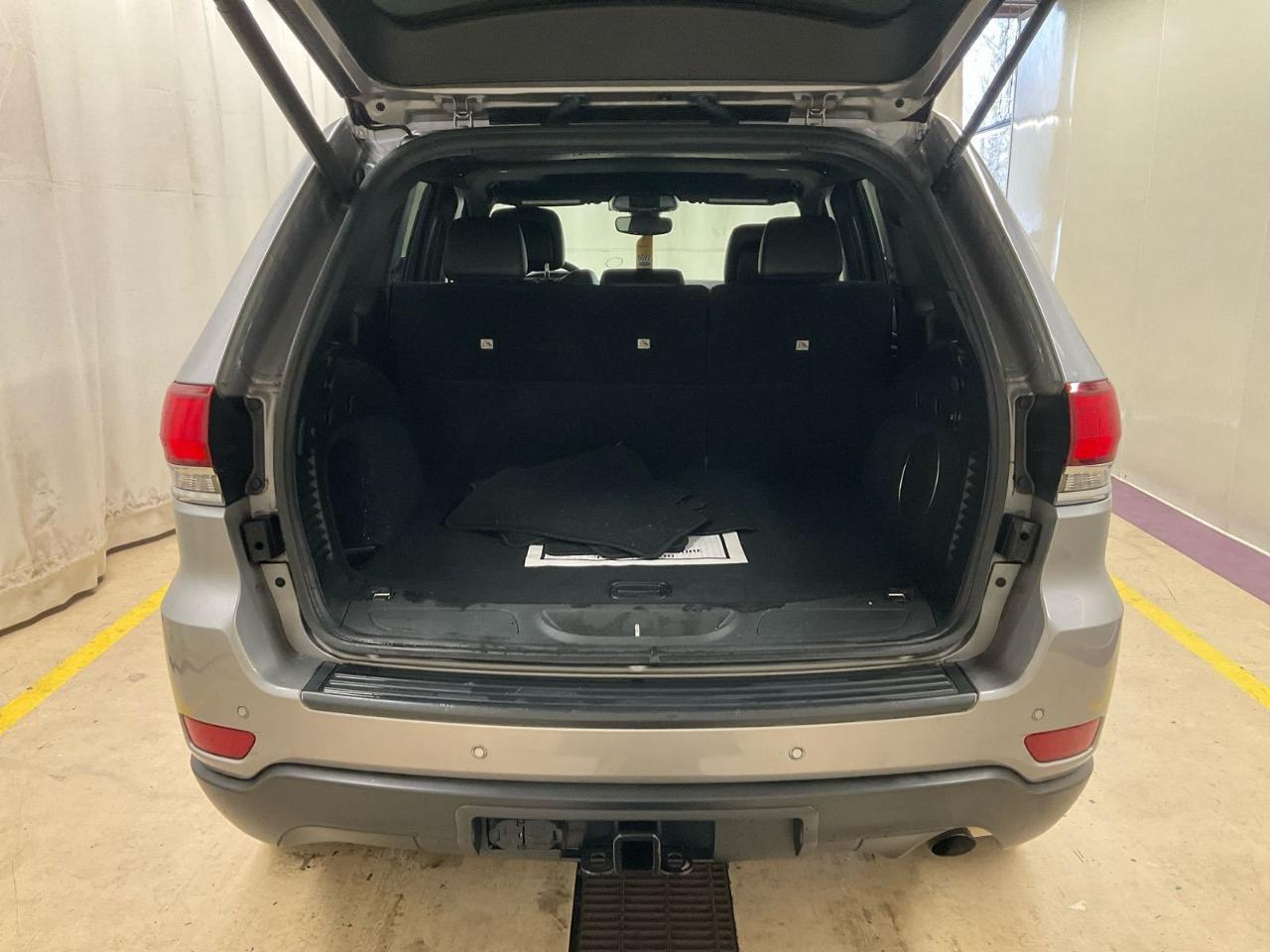 Jeep Grand Cherokee Laredo E 4WD 2020