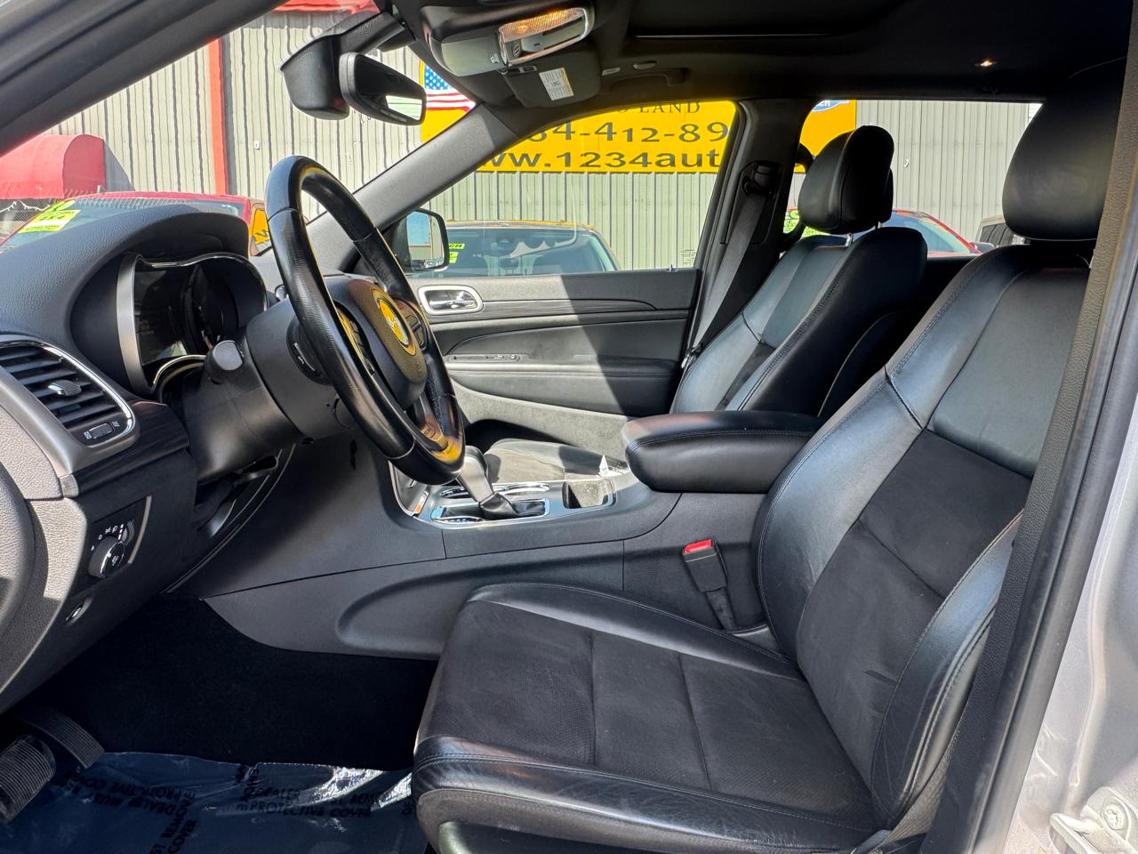 Jeep Grand Cherokee Laredo E 4WD 2020