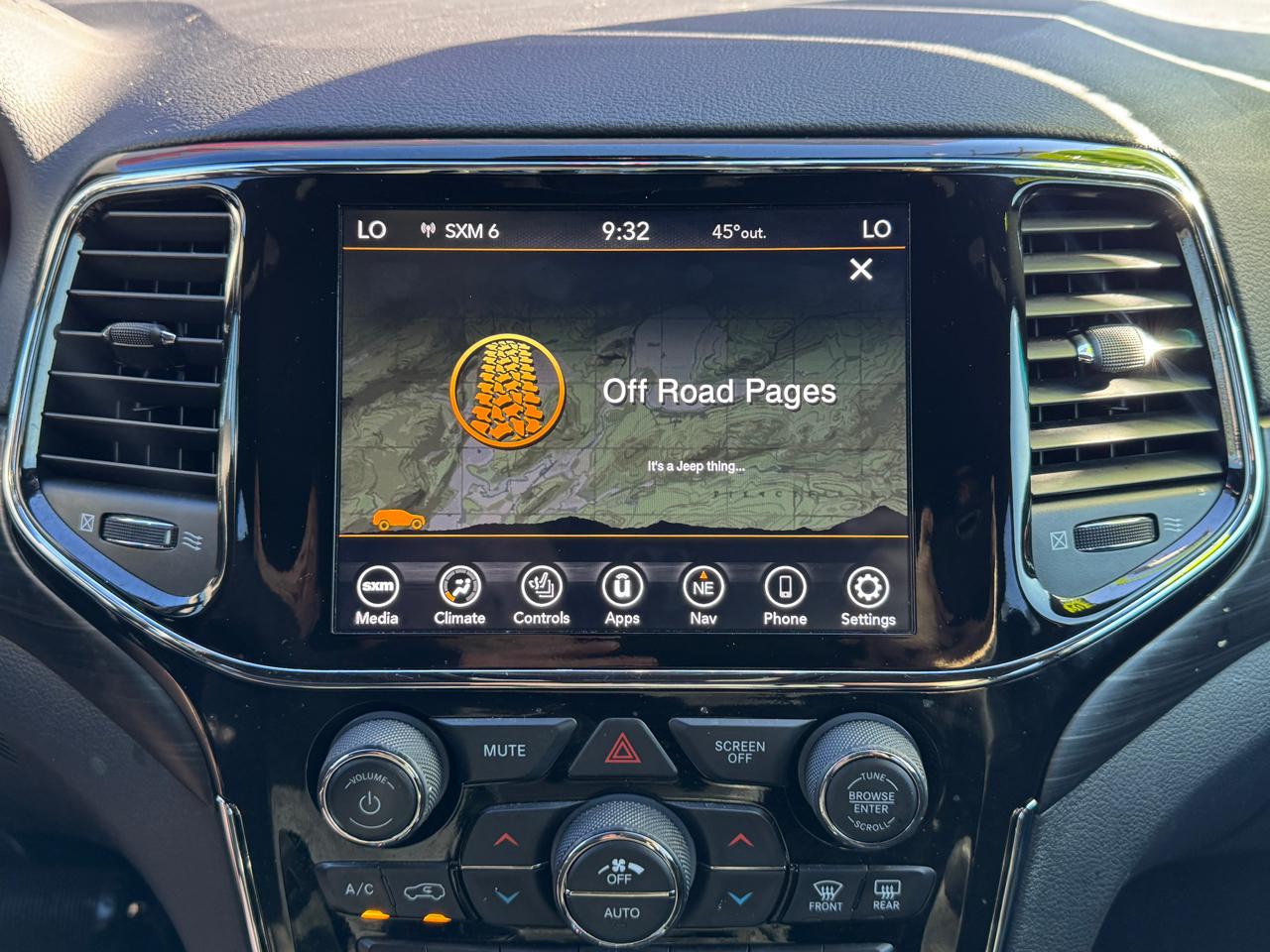 Jeep Grand Cherokee Laredo E 4WD 2020