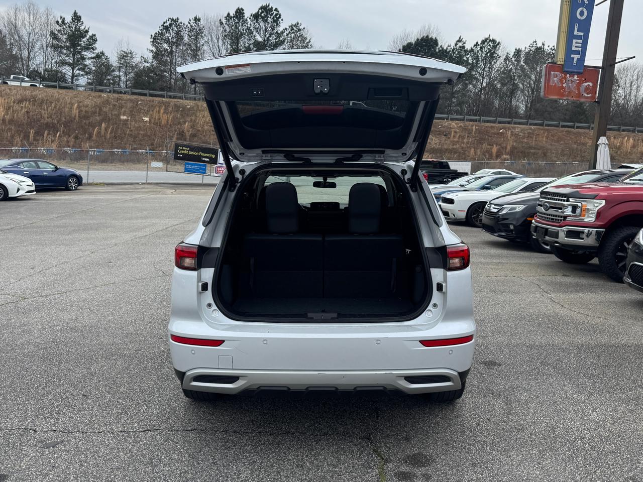 Mitsubishi Outlander SE S-AWC 2024