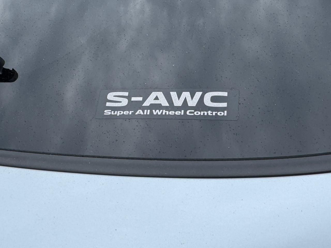 Mitsubishi Outlander SE S-AWC 2024