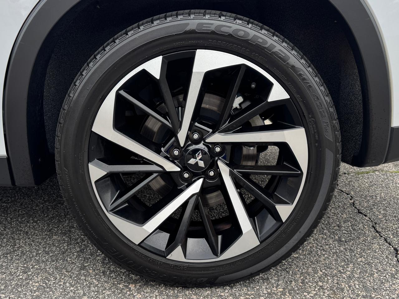 Mitsubishi Outlander SE S-AWC 2024