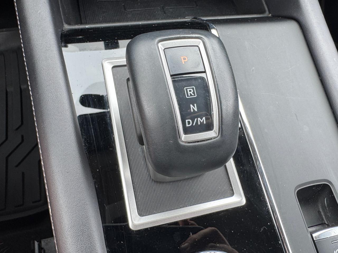 Mitsubishi Outlander SE S-AWC 2024