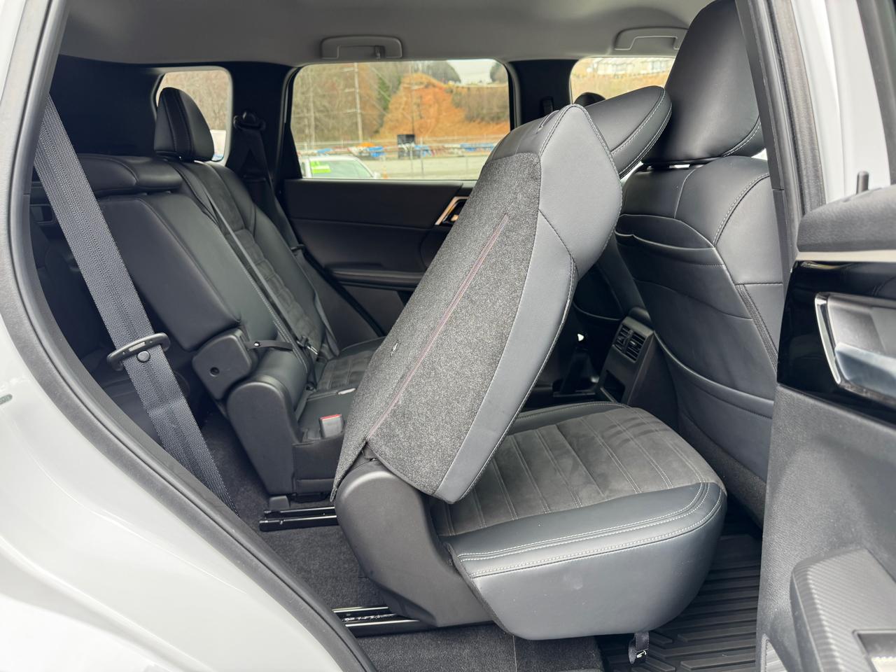 Mitsubishi Outlander SE S-AWC 2024