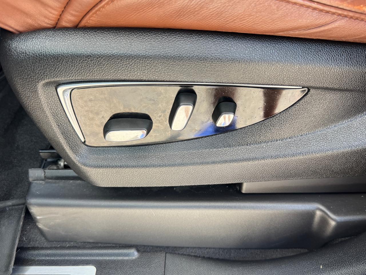 Cadillac Escalade ESV Luxury 2016