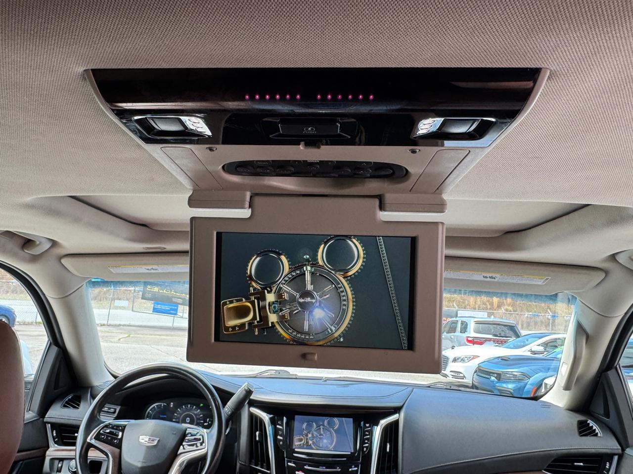 Cadillac Escalade ESV Luxury 2016