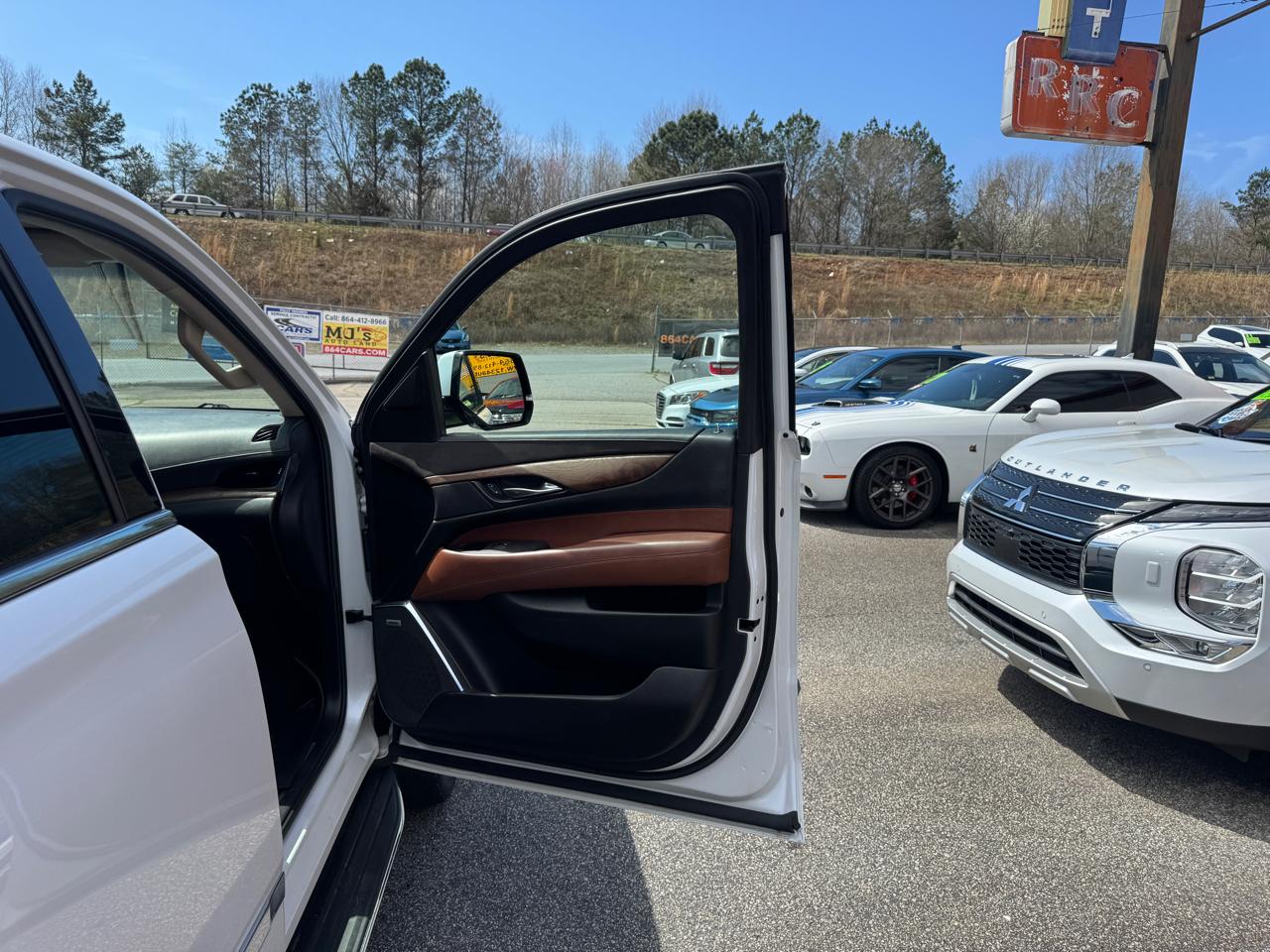 Cadillac Escalade ESV Luxury 2016