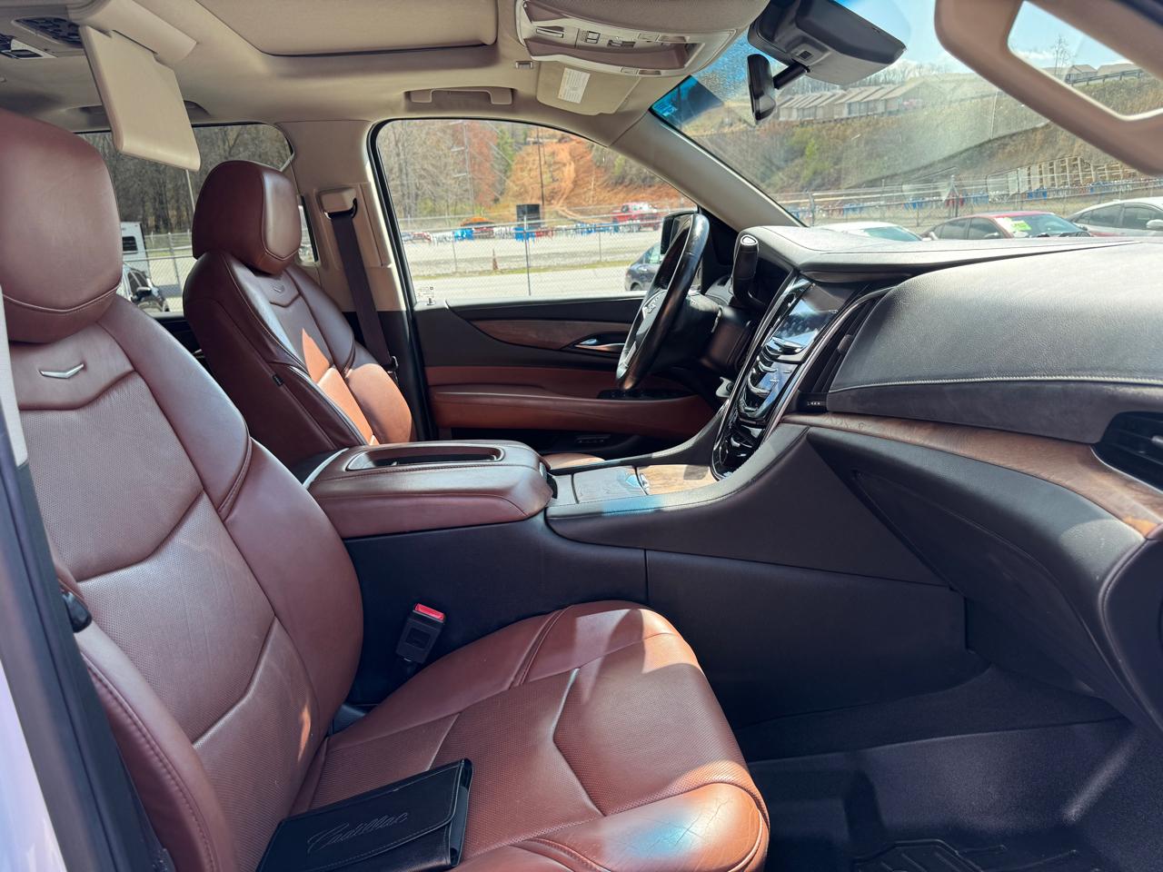 Cadillac Escalade ESV Luxury 2016