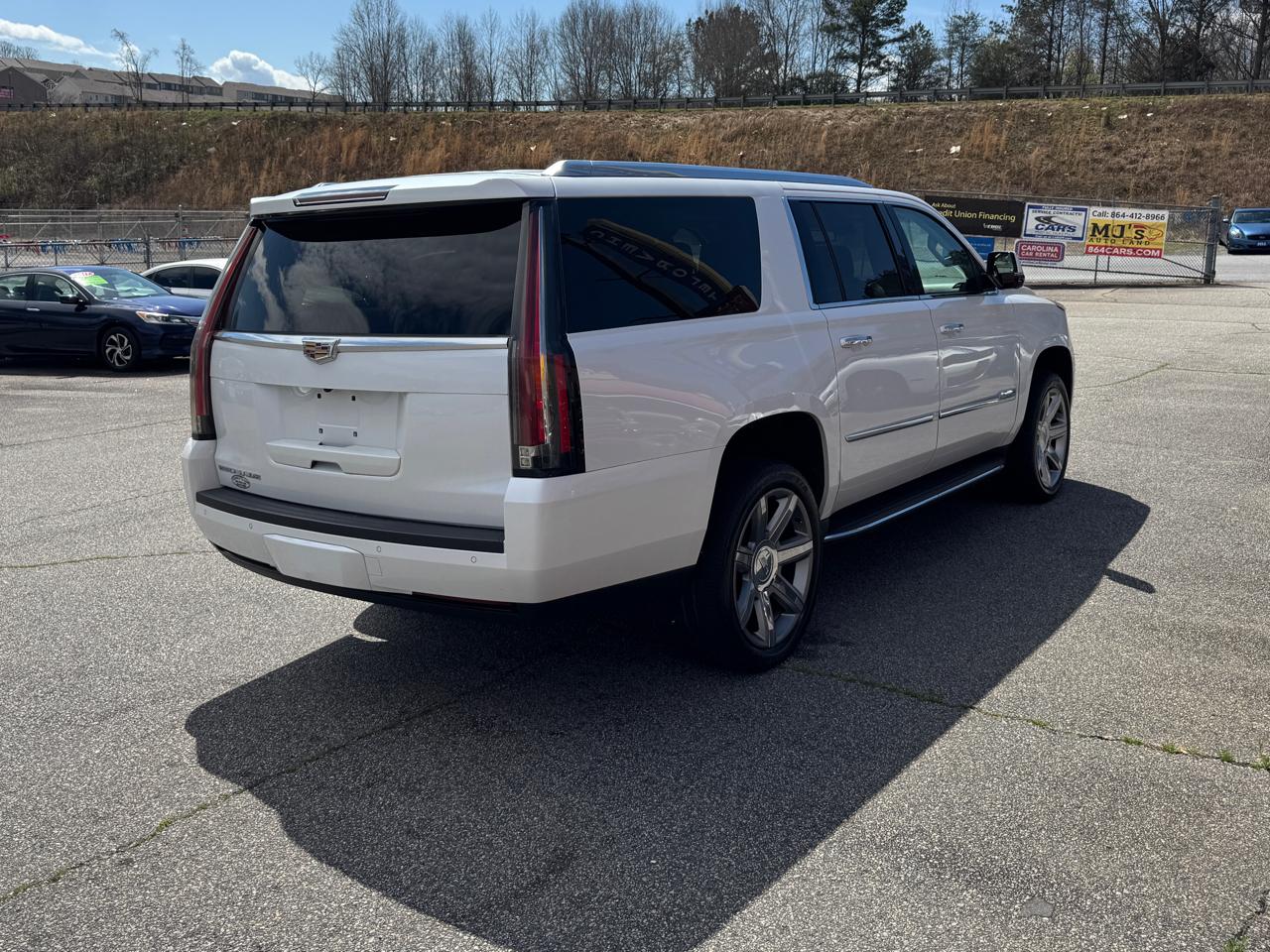 Cadillac Escalade ESV Luxury 2016