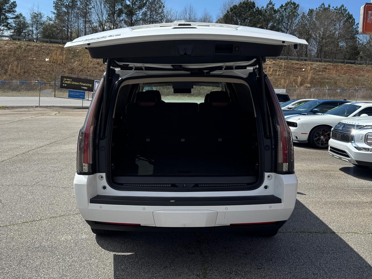 Cadillac Escalade ESV Luxury 2016